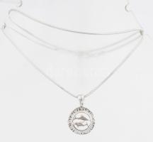 Ezüst(Ag) kígyó nyaklánc "Halak" medállal, jelzett, h: 45-50 cm, d: 1,9 cm, nettó: 8,6 g