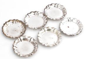 Ezüst(Ag) 6 db hólyagos peremű alátét, jelzett, d: 7,5 cm, nettó: 58 g