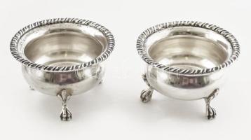 Ezüst(Ag) oroszlántalpas háromlábú fűszertartó pár, jelzett, m: 4 cm, d: 6 cm, nettó: 78,7 g