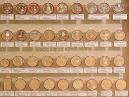 1948-2005. "A Forint pénzrendszer emlék ezüstpénzei" 129db Ag emlékérméből (+3db forgalmi ...