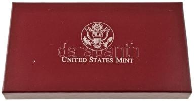 Amerikai Egyesült Államok 1998S 1$ Ag "Robert F. Kennedy" tanúsítvánnyal, dísztokban T:PP ...