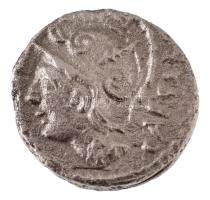 Római Köztársaság Kr.e. 103. Denarius Ag (3,11g) T:VF,F Republic of Rome 103 BC Denarius Ag "CAESAR / [L] IVLI [L F]" (3,11g) C:VF,F