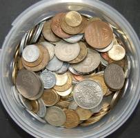 1kg fémpénz, vegyes világ