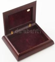 Castelloni ékszeres doboz, ezüst vagy ezüstözött, 925-s jelzésű díszlappal, kopással, 17x13x4 cm