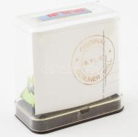 1989 November 9, Német újraegyesítési emlék. A Berlini fal egy darabja tanúsítvánnyal, ráragasztott ...