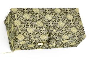 Kínai faragott kő pecsétnyomó, szép állapotban, tokkal m: 8 cm / Chinese stone seal maker