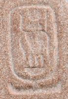 Tutanhamon kőszobor, 2,7 kg, 21×17 cm