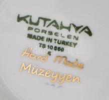 Kutahya török porcelán mokkás készlet két személyre, díszdobozban. Kézzel festett, jelzett, hibátlan