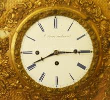 Keretóra. Negyedütős szerkezettel, zománcozott, számlappal, kopott készítői jelzéssel. betétekkel. F...