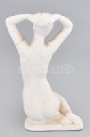 Oláh Sándor (1907-1983): Ülő női akt. Terrakotta, jelzett 29 cm