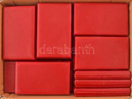 Közepes doboznyi "Szocialista Brigád" kitüntetés miniatűrőkkel, tokokban T:AU