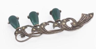 Ezüst(Ag) bross markazittal és zöld kövekkel, jelzett, h: 5,5 cm, bruttó: 5 g