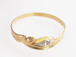 Arany (Au) 14K gyűrű kővel, jelzett, méret: 62, bruttó: 0,8 g