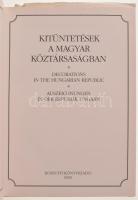 Zeidler Sándor: Kitüntetések a Magyar Köztársaságban. Budapest, Kossuth Könyvkiadó, 1995. Magyar, angol és német nyelvű kötet. Papírborító hiányzik, használt, jó állapotban.