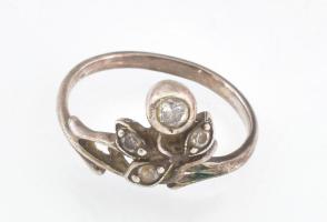 Ezüst(Ag) gyűrű, jelzett, méret: 61, bruttó: 2,9 g