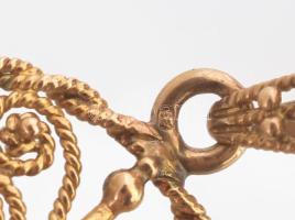 Arany (Au) 18K medál lila kövekkel, jelzett, 4,5×3,5 cm, bruttó: 11,7 g