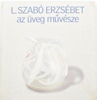 L. Szabó Erzsébet, az üveg művésze. Kiadói papírkötés, gazdag színes képanyaggal illusztrált, a művésznő által dedikált.