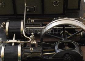 Württemberg antik gőzgép, nagyobb méretű, kiegészítőkkel, 53x46x33 cm