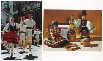 30 db MODERN népviseletes motívum képeslap / 30 modern folklore motive postcards