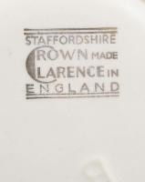 3 darab angol porcelán tárgy: 2 db csengő + bögre. 2 darab a királyi családhoz kötődő díszítéssel. J...