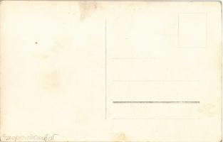 Késmárk, Kezmarok; Római katolikus templom, utca / Catholic church, street view. photo