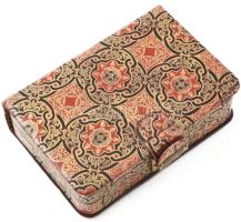 Díszdoboz, benne 12 db szovjet bőrdíszműves verettel