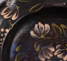 Tányér. Torda, 19. sz. vége, mázas cserép, kopott, d: 30 cm