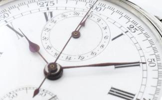 Lemania cronographos (Kronogárfos) zsebóra 19 leniás szerkezettel. Gazdagon díszített szerkezet, ezü...