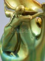 Zsolnay eozin mázas kiöntő, lánykákkal. Jelzés nélkül 16 cm