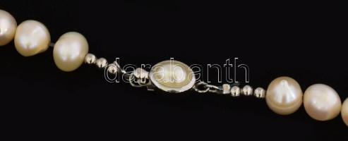 Nagy szemű tenyészett gyöngy nyaklánc, h: 52 cm