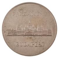 ~1989. &quot;A Magyar Köztársaság Országgyűlése / Parlament- Budapest&quot; fém emlékérem tokban (40mm) T:AU (PP) ujjlenyomat