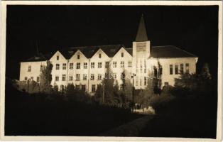 Léva, Levice; Állami tanítóképző este / teachers training institute at night. photo + &quot;1938 János Vitéz&quot; So. Stpl