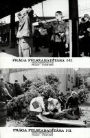cca 1976 ,,Prága felszabadítása" című csehszlovák film jelenetei és szereplői, 11 db vintage produkciós filmfotó (vitrinfotó, lobbyfotó) ezüst zselatinos fotópapíron, a használatból eredő (esetleges) kisebb hibákkal, 18x24 cm