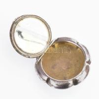 Ezüst (Ag) női pirulás, gyógyszeres szelence, tükörrel. belül aranyozott br 15,28 g d: 45 mm