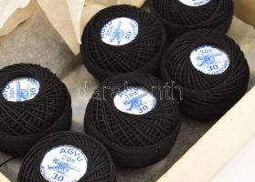 cca 1930 1 dob. (24 gombolyag á 30 méter, fekete) Ágyú Elsőrendű Gombolyagcérna, részleges tartalomm...