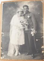 cca 1870-1940 vegyes okmány és papírrégiség tétel, össz. kb. 16 db, közte 1930-40 k. Vasvári Pál nyo...