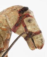 Fa hintaló / körhinta ló. cca 1900, korának megfelelő állapotban, hiányokkal, 72x78 cm