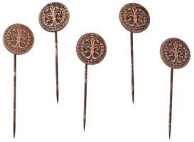 Csehszlovákia 1968. "Állami Pénzverde - a Munkaügyi Tanács tagja" Károly Róbert aranyforintját ábrázoló ezüstpatinázott bronz jelvény (5db) T:UNC,AU Czechoslovakia 1968. "Štátna Mincovňa - Nositeľ rádu práce" Silver patinated bronze badge depicting the Goldgulden of Charles I (Caroberto) (5pcs) C:UNC,AU