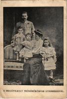 A meggyilkolt trónörököspár gyermekeivel. Grindlinger J. kiadása / Archduke Franz Ferdinand of Austria and Sophie, Duchess of Hohenberg with their children (EK)