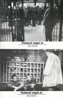 cca 1983 ,,Futásod véget ér" című NDK film jelenetei és szereplői, 11 db produkciós filmfotó (v...