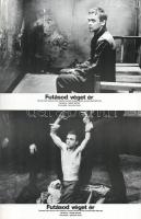 cca 1983 ,,Futásod véget ér" című NDK film jelenetei és szereplői, 11 db produkciós filmfotó (v...