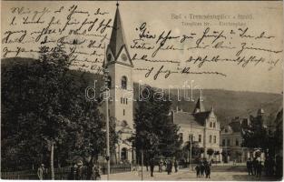 1912 Trencsénteplic, Trencianske Teplice; Templom tér. Wertheim Zsigmond kiadása / Kirchenplatz / square, church (EK)