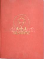 A XXXIV. Nemzetközi Eucharisztikus Kongresszus emlékkönyve. Közrebocsájtja a Kongresszus előkészítő főbizottsága. Bp., 1938, Szent István-Társulat. Fekete-fehér fotókkal illusztrálva. Kiadói aranyozott egészvászon kötés, festett lapélekkel,jó állapotban.