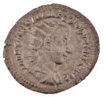 Római Birodalom / Róma / III. Gordianus 240. Antoninianus Ag (3,82g) T:AU Roman Empire / Rome / Gordian III 240. Antoninianus Ag &quot;IMP GORDIANVS PIVS FEL AVG / ROMAE AETERNAE&quot; (3,82g) C:AU RIC IV 70