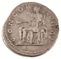 Római Birodalom / Róma / Sabina 128-136. Denarius Ag (3,41g) T:XF Roman Empire / Rome / Sabina 128-1...