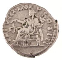 Római Birodalom / Róma / Lucius Verus 167-168. Denár Ag (3,28g) T:XF
Roman Empire / Rome / Lucius V...