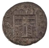 Római Birodalom / Arles / Crispus 325-326. Follis Cu (2,64g) T:VF,F Roman Empire / Arles / Crispus 3...