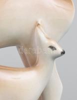 Zsolnay őz a gidájával. Jelzett, hibátlan, m: 17,5 cm