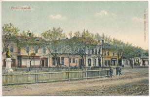 Zólyom, Zvolen; Fő tér, üzletek. Özv. Löwy Sámuelné kiadása / main square, shops