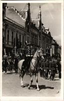 1940 Szatmárnémeti, Satu Mare; bevonulás, Horthy Miklós fehér lovon / entry of the Hungarian troops